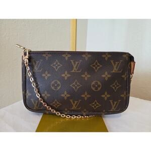 Louis Vuitton Pochette Accessoires Monogram Shoulder Bag SD0939 Vintage LV
